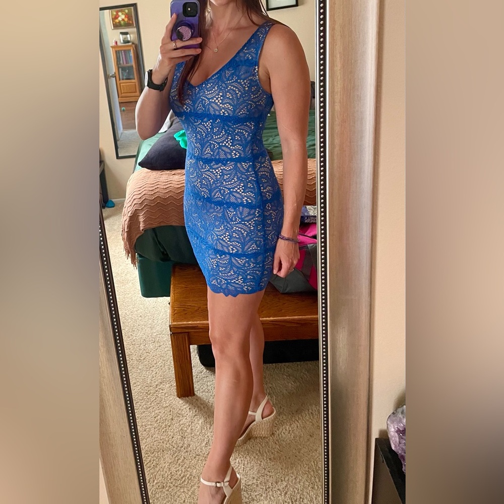 Bebe Blue Lace Bodycon Dress, size Medium (EUC)